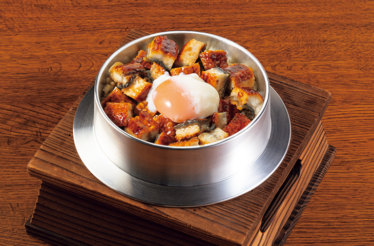 808 うなぎ温玉釜飯