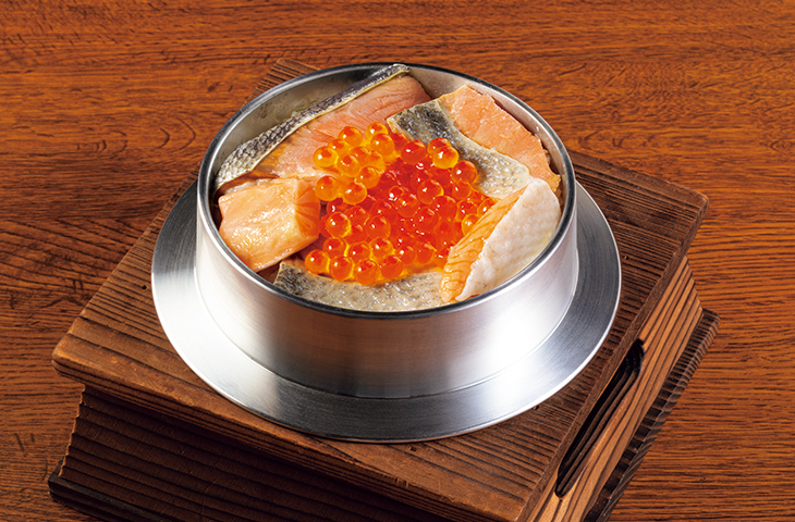 810 鮭といくらの釜飯