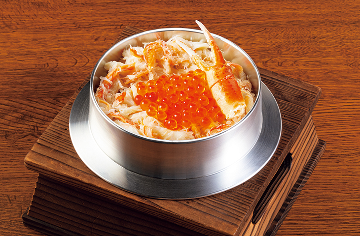 812 カニといくらの釜飯
