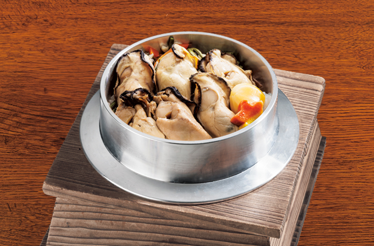 瀬戸内産大粒牡蠣の釜飯